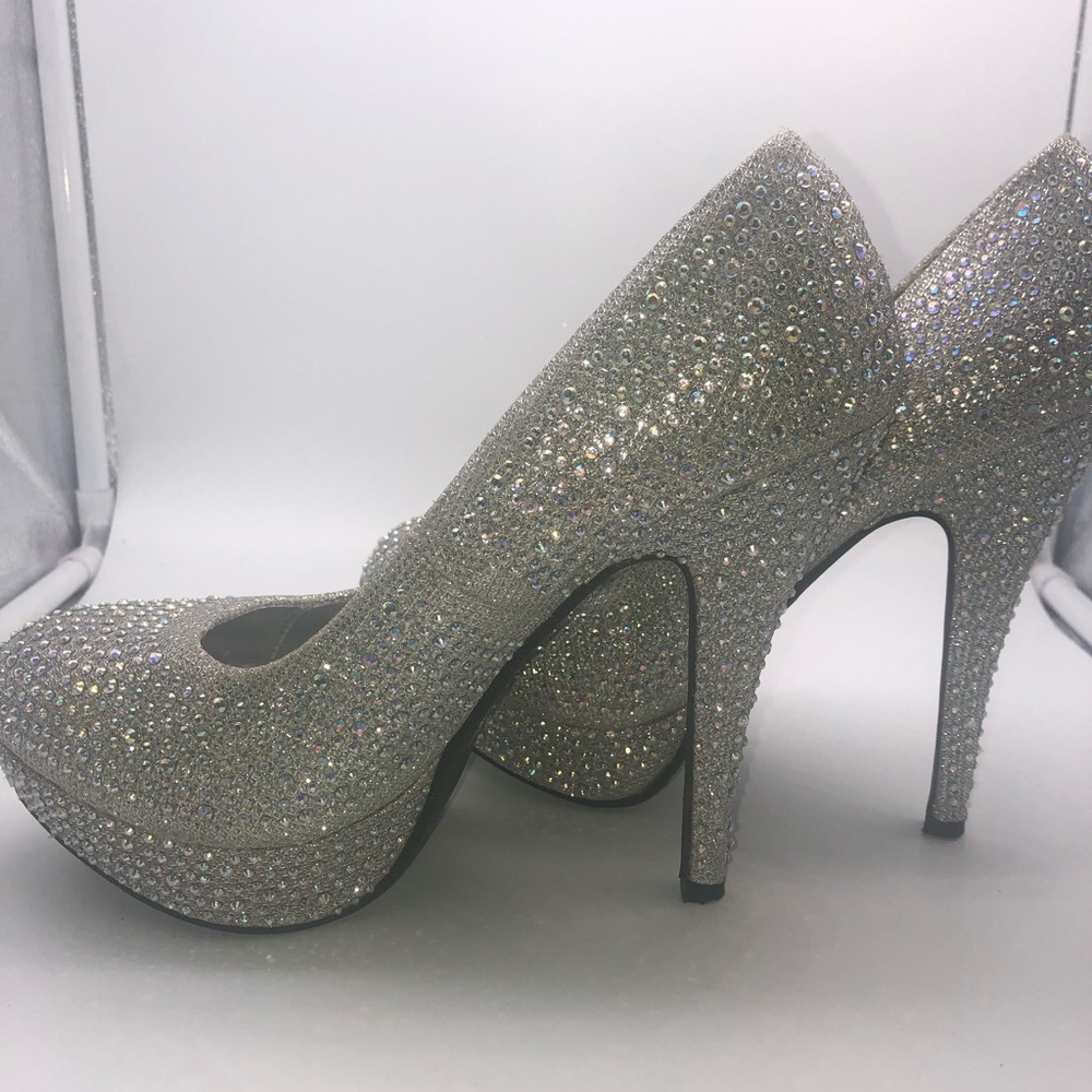 Pierre Dumas rhinestone shoe
